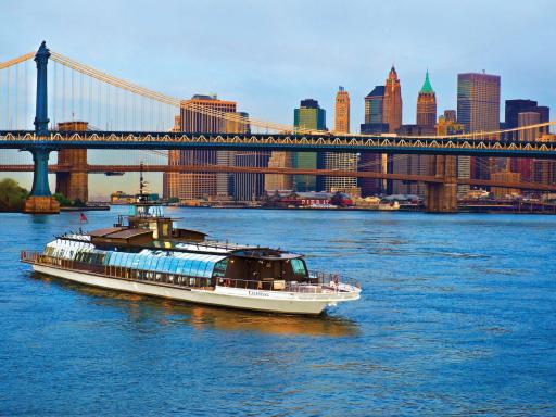 Bateaux New York Sightseeing Lunch Cruise