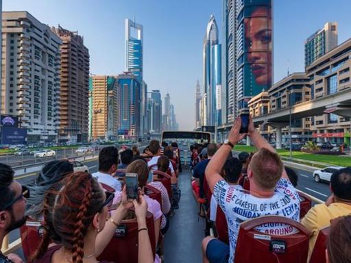 Big Bus Dubai Hop-on Hop-off Tour with Free Dhow Cruise 