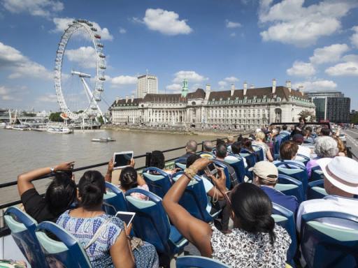 London Double Decker Bus Hop-on/Hop-off Tour PLUS free Thames Cruise 