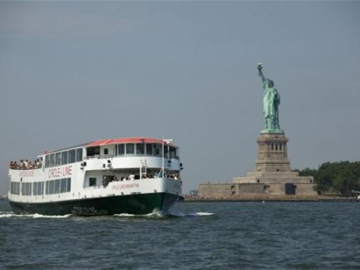 New York Landmarks Semi-Circle Cruise 