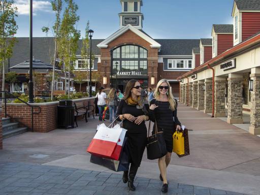 Woodbury Common Shopping with Scheduled Departure 