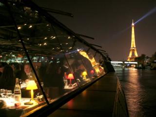 Paris Illuminations Dinner Cruise 