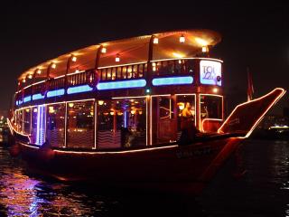Evening Dhow Dinner Cruise on Dubai Marina